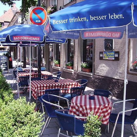 فندق تيتيسي نيوستادتفي  Schwarzwaldgasthof Baren المظهر الخارجي الصورة